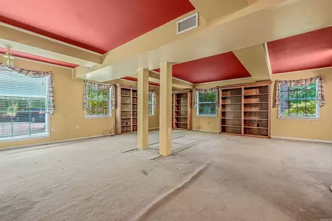 Living - 61 Lakeview, Conway, AR 72032 photo 4 of 7