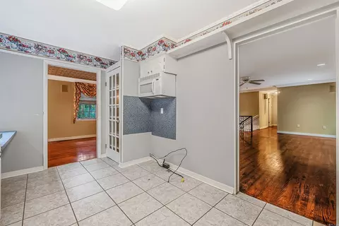 Kitchen - 61 Lakeview, Conway, AR 72032 photo 4 of 4