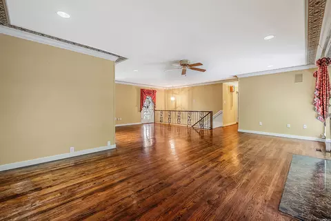 Living - 61 Lakeview, Conway, AR 72032 photo 2 of 7