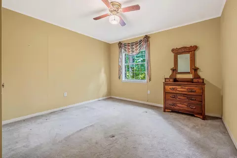 Bedroom - 61 Lakeview, Conway, AR 72032 photo 6 of 9