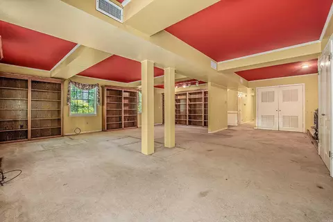 Living - 61 Lakeview, Conway, AR 72032 photo 5 of 7