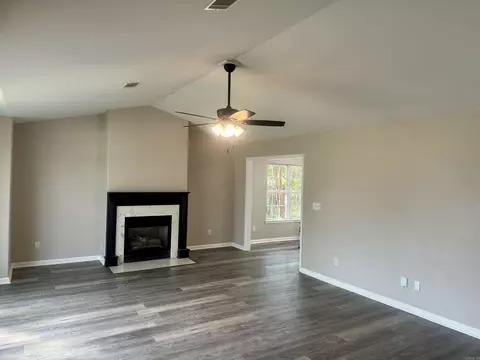 Living - 3916 Mockingbird Cv, Benton, AR 72015 photo 2 of 2