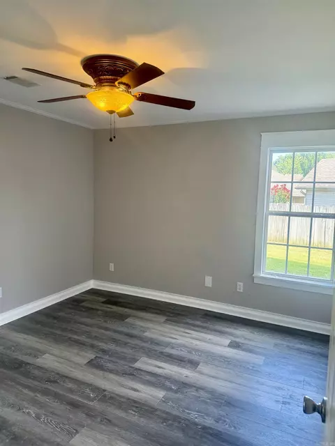 Bedroom - 3916 Mockingbird Cv, Benton, AR 72015 photo 2 of 2