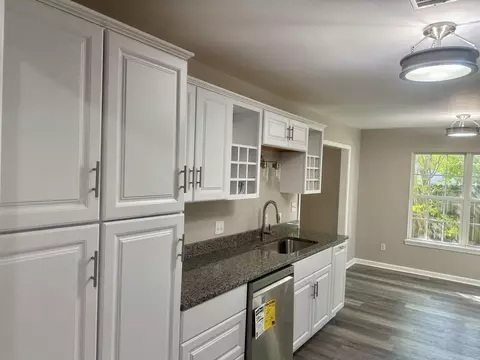 Kitchen - 3916 Mockingbird Cv, Benton, AR 72015 photo 1 of 5