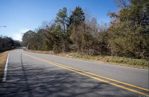 2916 Stermer, Conway, AR 72034 photo 1