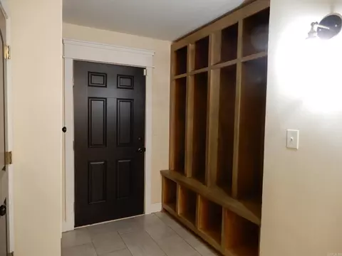 Entry Way - 692 Wagon Train, Beebe, AR 72012 photo 3 of 4