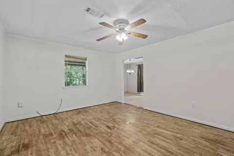 404 Oak Forrest Loop, Searcy, AR 72143 photo 4