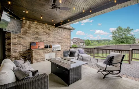 Exterior - 6582 Westminster, Benton, AR 72019 photo 4 of 9