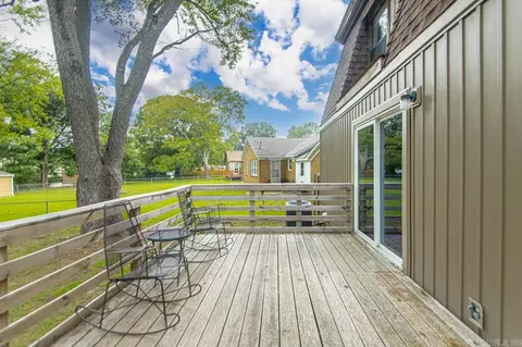 Exterior - 412 W W Pne, Benton, AR 72015 photo 4 of 12