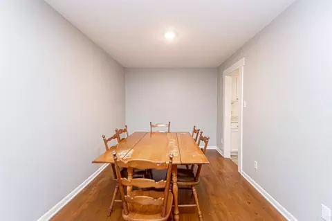 Dining - 412 W W Pne, Benton, AR 72015 photo 3 of 4