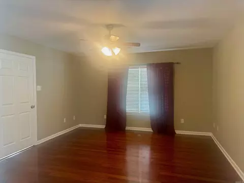 Living - 121 Mildred Ln, Beebe, AR 72012 photo 6 of 6