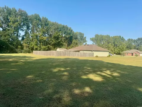 Exterior - 121 Mildred Ln, Beebe, AR 72012 photo 12 of 15