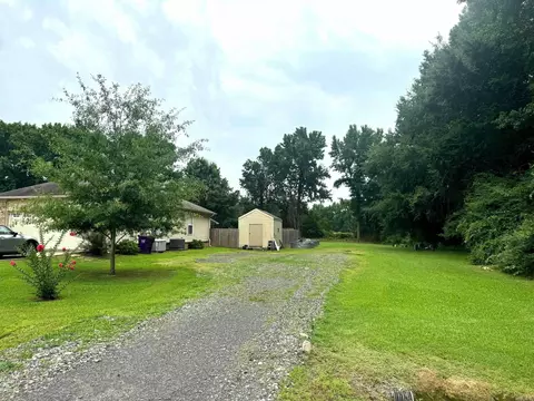 Exterior - 121 Mildred Ln, Beebe, AR 72012 photo 4 of 15