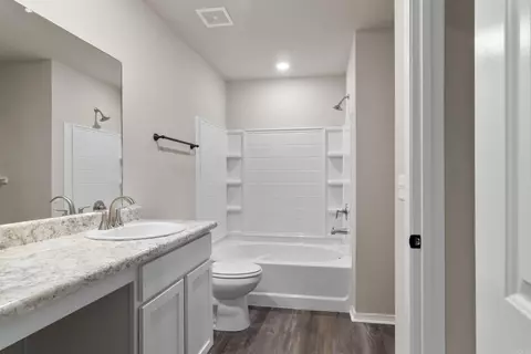 Bath - 5040 Windflower Cv, Alexander, AR 72002 photo 1 of 4