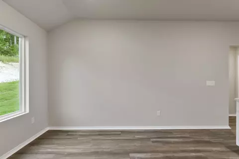 Living - 5040 Windflower Cv, Alexander, AR 72002 photo 3 of 5