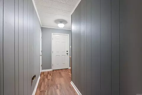 Entry Way - 21 Hummingbird Ln, Conway, AR 72032 photo 2 of 3