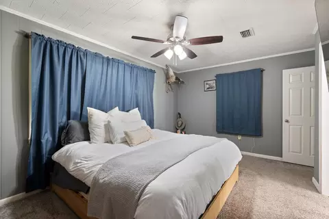 Bedroom - 21 Hummingbird Ln, Conway, AR 72032 photo 4 of 8
