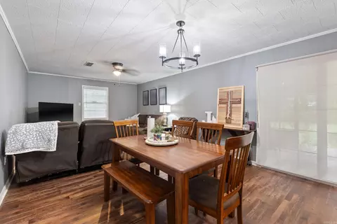 Dining - 21 Hummingbird Ln, Conway, AR 72032 photo 2 of 2