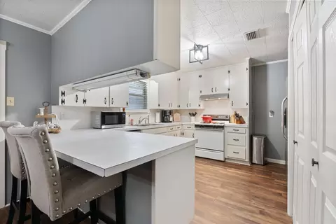 Kitchen - 21 Hummingbird Ln, Conway, AR 72032 photo 1 of 4