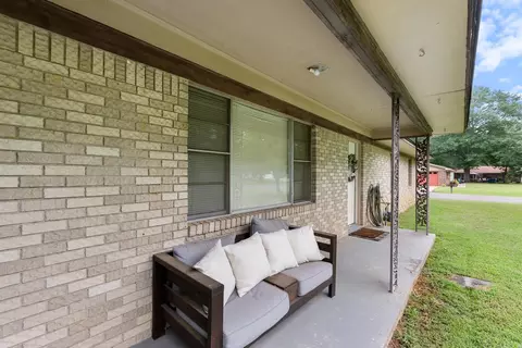 Exterior - 21 Hummingbird Ln, Conway, AR 72032 photo 14 of 16