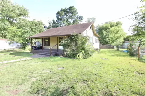 439 S 2nd St, Glenwood, AR 71943