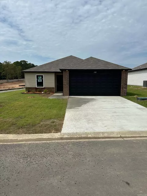 1383 Meadows Dr, Benton, AR 72019 photo 2
