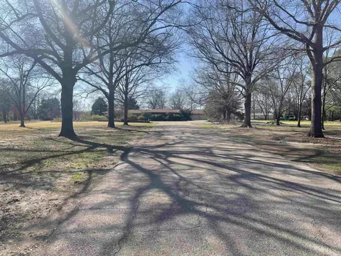 1115 N Charlyne Ave, Brinkley, AR 72021