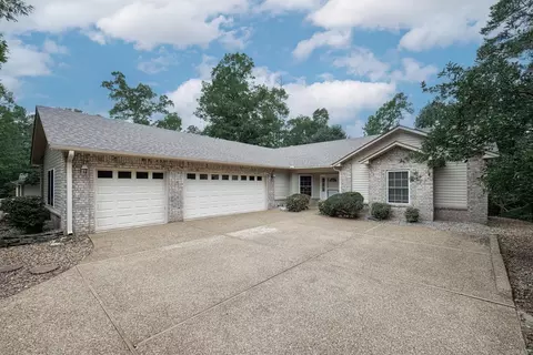 13 Cifuentes Way, Hot Springs Village, AR 71909