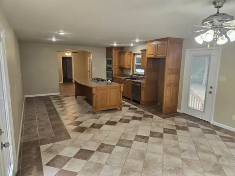 1012 Blaylock St, Benton, AR 72015 photo 28