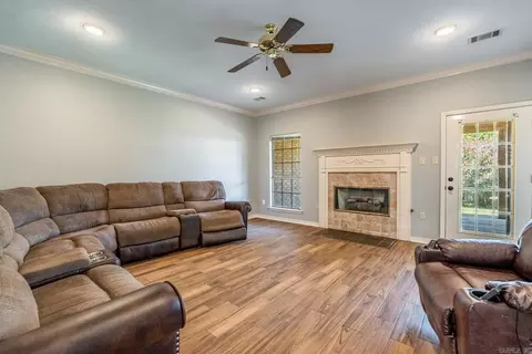 Living - 1775 Calhoun Dr, Conway, AR 72034 photo 4 of 5