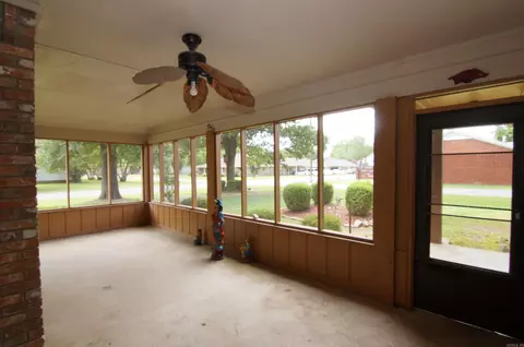 Exterior - 219 Eagle Dr, Lonoke, AR 72086 photo 3 of 13