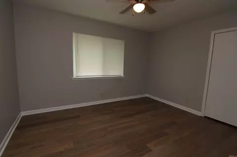 Bedroom - 219 Eagle Dr, Lonoke, AR 72086 photo 3 of 4