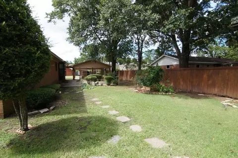 Exterior - 219 Eagle Dr, Lonoke, AR 72086 photo 10 of 13