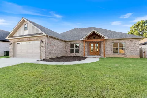 2440 Medlock Ln, Conway, AR 72034 photo 1