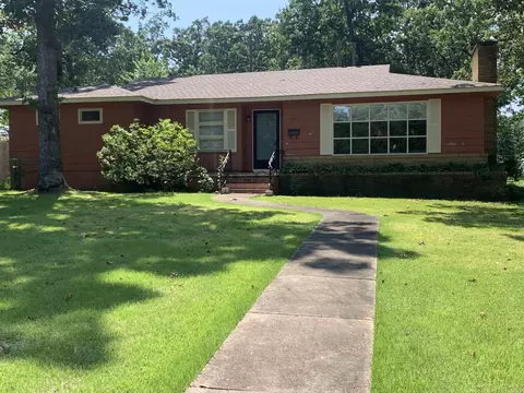 1919 Rainbow St, Pocahontas, AR 72455