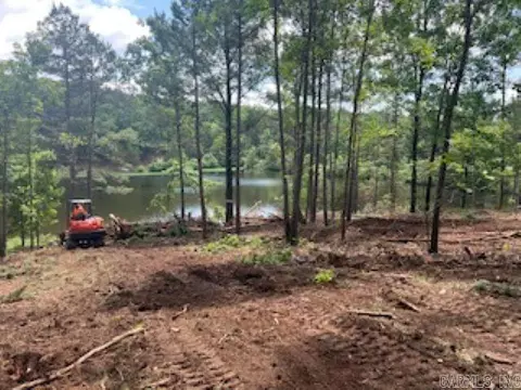 275 E Plantation Dr, Heber Springs, AR 72543
