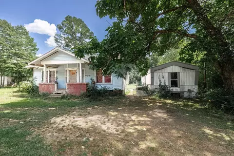 906 E Crayton St, Gurdon, AR 71743 photo 3