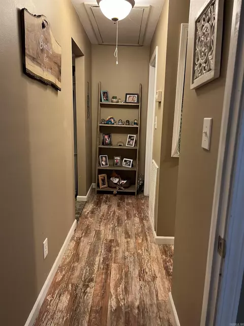 Entry Way - 655 E Wright St, Sulphur Rock, AR 72579 photo 1 of 1