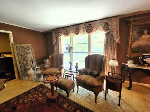 8 Jefferson Pl, Pine Bluff, AR 71603 photo 3