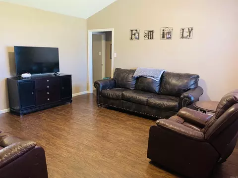 Living - 120 Angel Cir, Beebe, AR 72012 photo 1 of 1