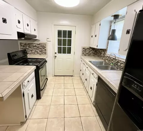 2804 Argyle Ave, Pine Bluff, AR 71601 photo 9