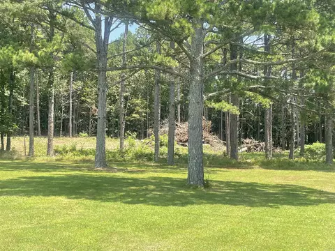 000 Fairway Dr, Fairfield Bay, AR 72088