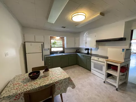 605 E 12th St, Smackover, AR 71762 photo 8