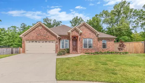 6029 Hardin Dr, Bryant, AR 72022 photo 1