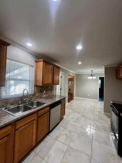 809 Banner St, Benton, AR 72015 photo 10