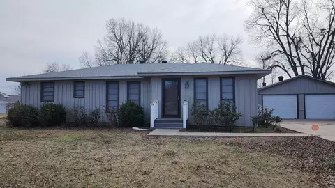 Exterior - 3800 Mobile St, Pine Bluff, AR 71601 photo 1 of 3