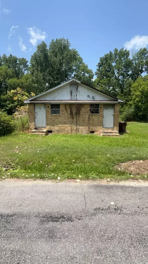 308 Sycamore St, Pine Bluff, AR 71601 photo 2