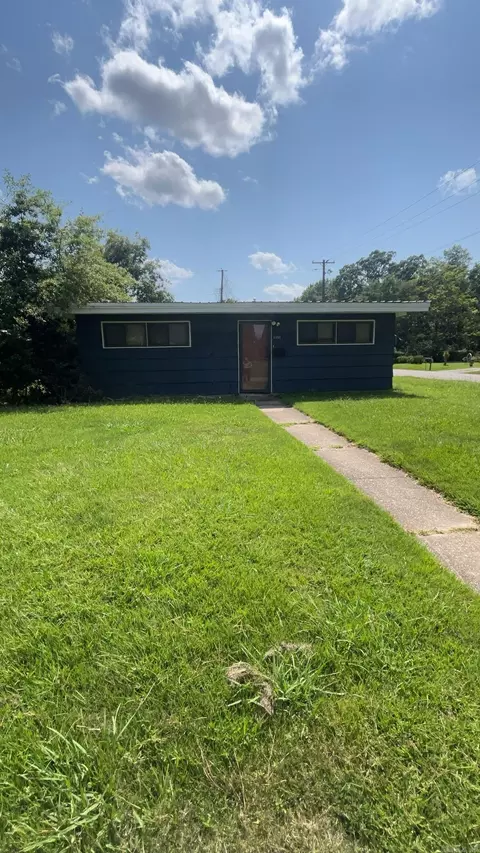 Exterior - 3408 Iris St, Pine Bluff, AR 71603 photo 1 of 4