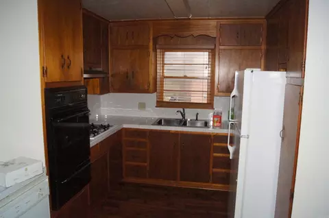 Kitchen - 39 Mohawk, Searcy, AR 72143 photo 1 of 5