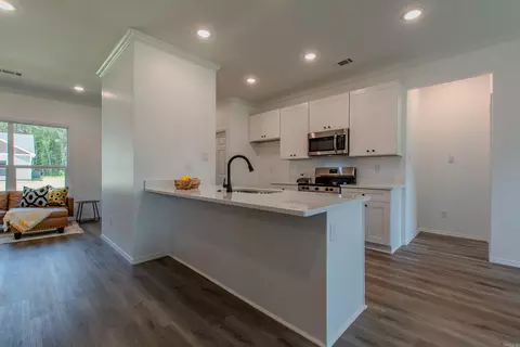 400 Genesis Dr, Benton, AR 72015 photo 16